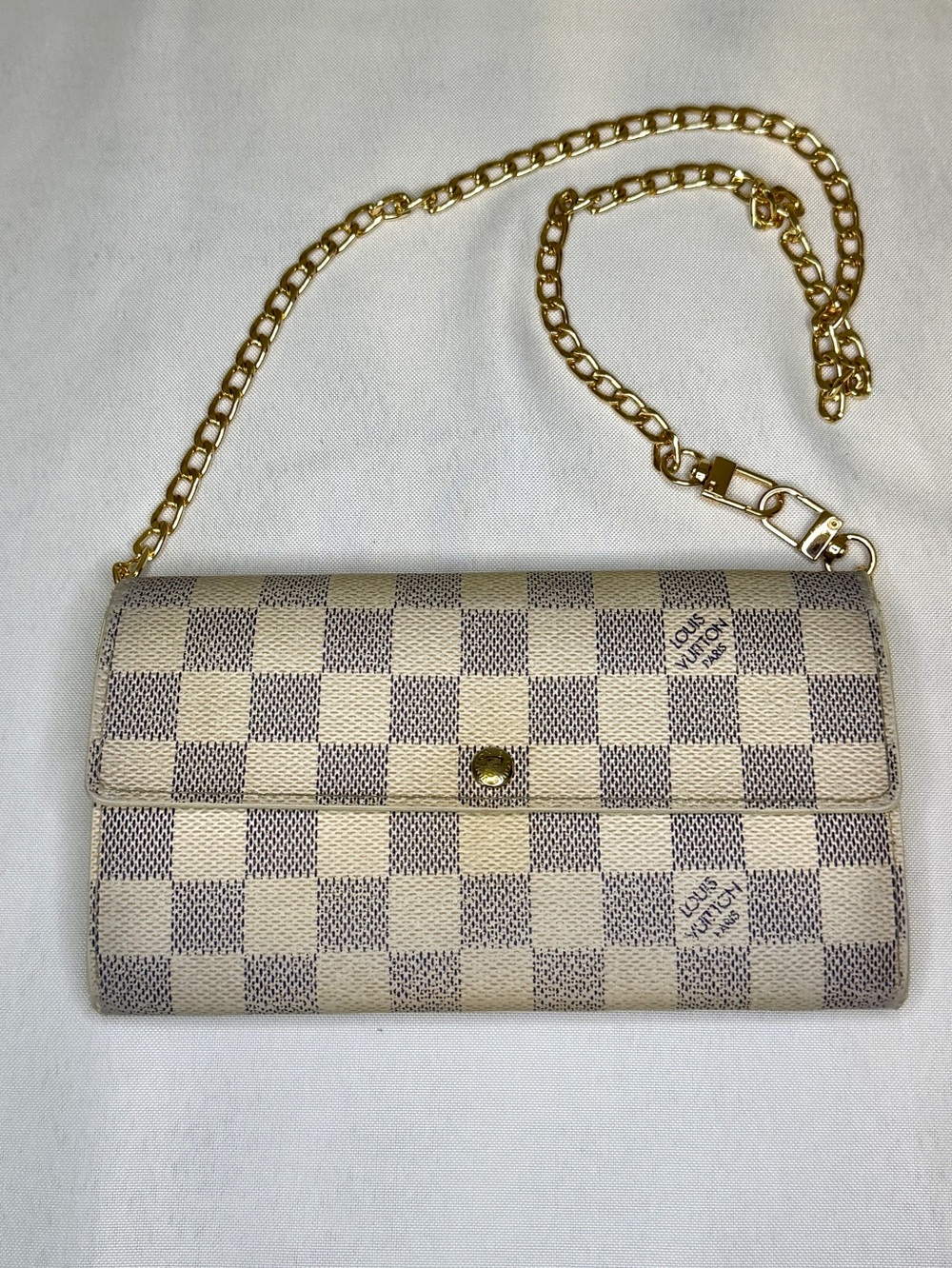 Authentic Louis Vuitton Félicie Pochette in Damier Azur